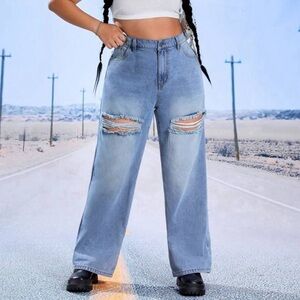 SHEIN EZwear Plus High Waist Ripped
Straight Leg Jeans